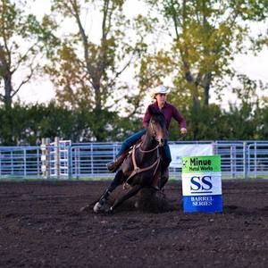 Meet your Posher, Alissa